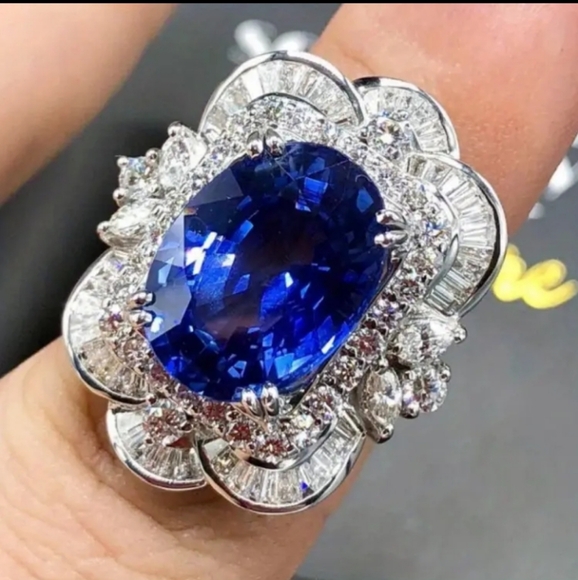 Jewelry - Silvertone and Blue Gemstone Ring with Rhinestones